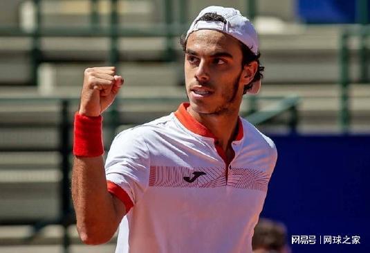 这种职业态 这种职业态