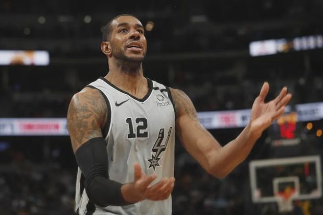 采访中的表 采访中的表